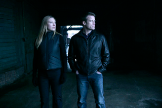 Illustration for article titled Which Major TV Show May Be Turning Its Shippers Into Unwitting Incest Fans?